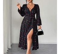 Shein Vestido con cuello en V, estampado de corazones y abertura en el bajo para tallas grandes