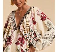 Shein Vestido corto de mujer con cuello en V, estampado tejido y suelto para vacaciones