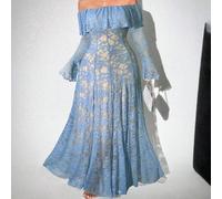 Shein Vestido de encaje con hombros descubiertos, cuello con volantes y silueta ajustada para mujer de talla grande