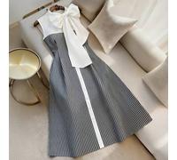 Shein Vestido sin mangas con lazo y cintura a rayas, adecuado para ir al trabajo, compras de fin de semana, tomar el té con amigos, cita de San Valentín. Ve