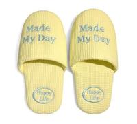 Shein Zapatillas bordadas con letras - "Hicieron mi día y feliz vida" - Ligeras, suaves, amigables para los dedos, zapatillas de estar por casa con suela de