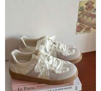 Shein Zapatillas deportivas casuales para mujer, de unicolor con estilo retro colegial, con parche de encaje estilo chino, adecuadas para uso en exteriores,