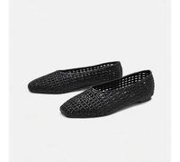 Shein Zapatos planos de mujer ADAMUMU de nuevo cuero negro tejido a mano, diseño de textura hueca, lujo retro, zapatos versátiles y cómodos para ir y venir