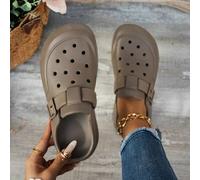 Shein Zuecos con una sola correa perforada de moda para mujeres, sandalias transpirables con suela gruesa antideslizante, plantilla suave para usar en inter