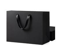 SHIPKEY Paquete de 10 bolsas de regalo extragrandes, bolsas de papel negro de 16 x 6 x 12 pulgadas, para hombres, bodas y fiestas (40 x 15 x 30 cm)