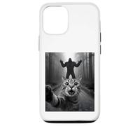 Shocked Tabby Cat Selfie with Bigfoot Funny for Kids Teens Carcasa para iPhone 12/12 Pro