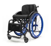 Silla de ruedas deportiva plegable ligera con reposapiés ajustable y altura del asiento, ancho del asiento, silla de transporte portátil