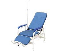 Silla médica ajustable con soporte IV para procedimientos de extracción de sangre en entornos clínicos