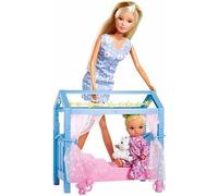 Simba Steffi Love Sweet Dreams 105733521 - Muñeca con Bonito bebé y Cuna con función Que Brilla en la Oscuridad, 12 Piezas, 29 cm, para niños a Partir de 3 años