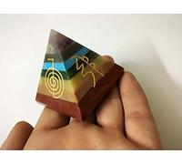 Símbolos de Usui Reiki grabados en potentes 7 chakras de piedra pirámide de cristal terapia curativa por Chakra Balancing.