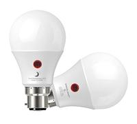 SINCELIGHT - Bombillas LED con sensor crepuscular (Encender y apagar automático) • 9 Vatios • Blanco Cálido 3000 Kelvin • Bayoneta B22 • 900 lúmenes • Paquete de 2 Bombillas