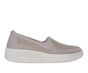Skechers Relaxed Fit: Arch Fit Laguna - Adore Her en Taupe, talla 39, Vegan