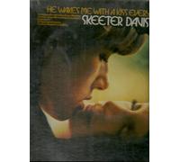 SKEETER DAVIS - he wakes me with a kiss every morning LP