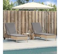 SKTQYQO Tumbona de 2 piezas con cojines beige de ratán sintético, respaldo ajustable en 3 posiciones y ruedas para muebles de jardín, material resistente a los agentes atmosféricos