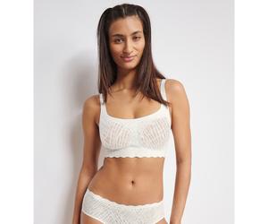SLOGGI Sujetador Zero Feel Bliss. Color Blanco Nacarado