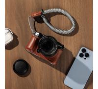 Kit de media funda de cuero para cámara SmallRig para FUJIFILM X-M5 con correa para muñeca estilo Brown 4880