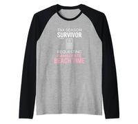 Sobreviviente de la Temporada de impuestos Que solicita un CPA inmediato para el Tiempo de Playa Camiseta Manga Raglan