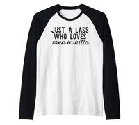 Solo UN Lass Que AMA A LOS Hombres EN Kilts Funny Scottish Kilt Meme Camiseta Manga Raglan