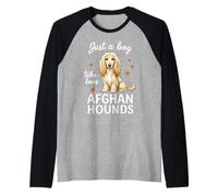 Solo un niño Que ama a los sabuesos afganos Camiseta Manga Raglan