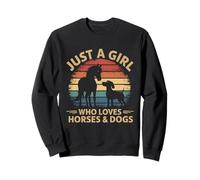 Solo una Chica a la Que le encantan los Caballos y los Perros Retro Sunset Sudadera
