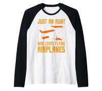 Solo una tía que ama volar aviones Camiseta Manga Raglan