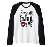 Someone In Cambodia Loves Me Heart Flag Theme Camiseta Manga Raglan