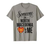 Someone In North Macedonia Loves Me Heart Flag Camiseta