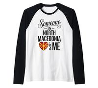 Someone In North Macedonia Loves Me Heart Flag Camiseta Manga Raglan
