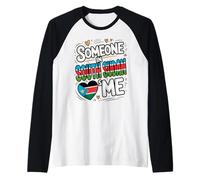 Someone In South Sudan Loves Me Long Distance Camiseta Manga Raglan