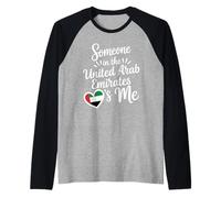 Someone In The United Arab Emirates Loves Me Heart Camiseta Manga Raglan
