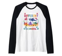 Somos Diferentes, Pero en Esta Escuela nadamos Todos Juntos Camiseta Manga Raglan