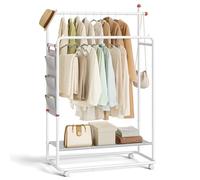 SONGMICS HOME Perchero, Perchero Metálico con Ruedas, 2 Barras para Colgar, Bolsillos Laterales, Estante, Ganchos para Cerillas, Blanco Mate HSR171W01