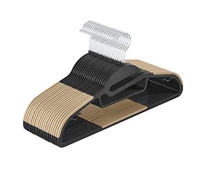 SONGMICS Juego de 20 Perchas de plástico, Perchas con Apertura en Forma de U, Ahorra Espacio, 0,5 cm de Grosor, 41,5 cm de Ancho, Gancho Giratorio de 360°, Color Negro y marrón CRP041B02