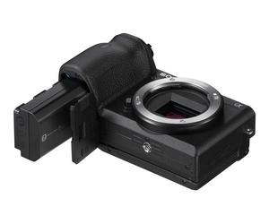 Sony a6600 ILCE-6600M - Cámara digital - sin espejo - 24,2 MP - APS-C - 4K / 30 fps - Zoom óptico 7,5x, objetivo E 18-135 mm OSS - Wi-Fi, NFC, Bluetooth - negra nuevo
