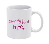 Soon to Be A Mrs Taza de café de cerámica blanca de 325 ml con elegante gráfico de fuente de escritura para fiestas de compromiso, despedidas de soltera y celebración de planificación de bodas