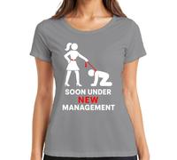 Soon Under New Management Divertida JGA Statement - Camiseta para mujer