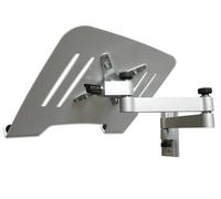 Soporte de pared plateado con estante blanco para ordenadores portátiles