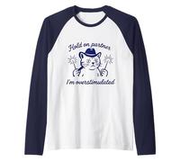 Sostén en pareja que estoy sobreestimulado: gateros sosteniendo bengalas Camiseta Manga Raglan