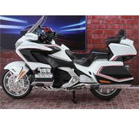 SOUTES Modelo de Motocicleta Modelo De Motocicleta En Miniatura Aleación Fundida A Presión 1/11, Juguete con Volante Y Dirección para Honda Gold Wing GL800 2021(White)