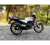 SOUTES Modelo de Motocicleta Modelo De Motocicleta En Miniatura Aleación Fundida A Presión 1:12, Juguetes con Volante Y Dirección para Yamaha RZ250 RZ 250(White)