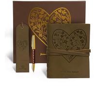 Sovereign-Gear Set de regalo diario de cuero con corazón grabado, bolígrafo y marcapáginas. Libreta artesanal para hombre y mujer. Caja romántica para aniversario, San Valentín o cumpleaños.