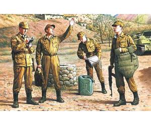 Soviet Motorized Infantry 1979-1988 Kit Modelo 1:35 ICM 1 Oficial 3 Soldados