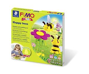 STAEDTLER 8034 27 LZ FIMO Kids Form&Play Playtime & Modeleling Polymer Clay Set - "Happy Bees" (paquete de 4 bloques, calcomanías, herramientas de modelado y escena de fondo)