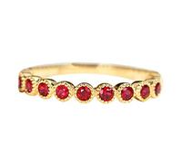 Stfery Juego de anillos de media eternidad de oro de 18 quilates con rubí redondo de sangre de paloma de 0,35 quilates, anillos de boda personalizados, T 1/2, Metal, Sin piedras preciosas