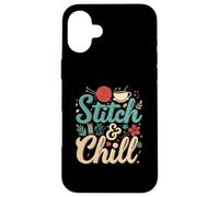 Stitch & Chill Knitting Sewing Craft Hobby Coffee Lover Carcasa para iPhone 16 Plus