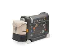 Stokke JetKids™ Pack de Viaje Maleta y Mochila, Gris Medianoche | Maleta-cama con ruedas BedBox™ y mochila infantil a juego incluidas, para viajar con tranquilidad.