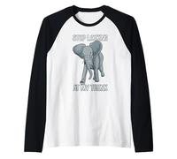 Stop Looking At My Trunk Funny Elephant Pun Design Camiseta Manga Raglan