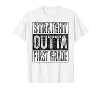 Straight Outta First Grade Class 2026 Graduate 1st Grade Camiseta