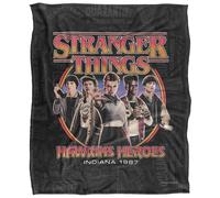 Stranger Things Héroes de Hawkins Manta Ultrasuave de Tacto Sedoso 152 x 127 cm