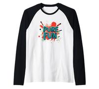 Sumérgete en la diversión pura para todos los días con este disfraz Camiseta Manga Raglan